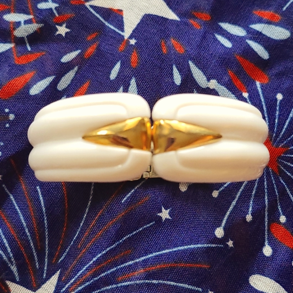 Vintage Hinged Bracelet